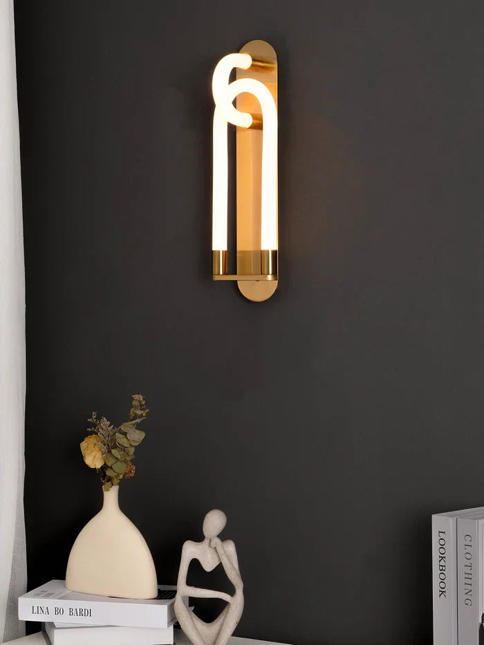Loopi Wall Lamp - NexioPick