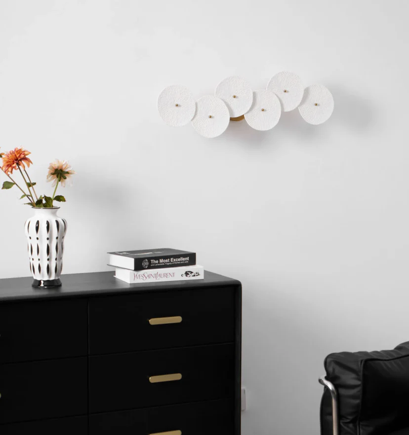 Lotus Petal Wall Lamp - NexioPick