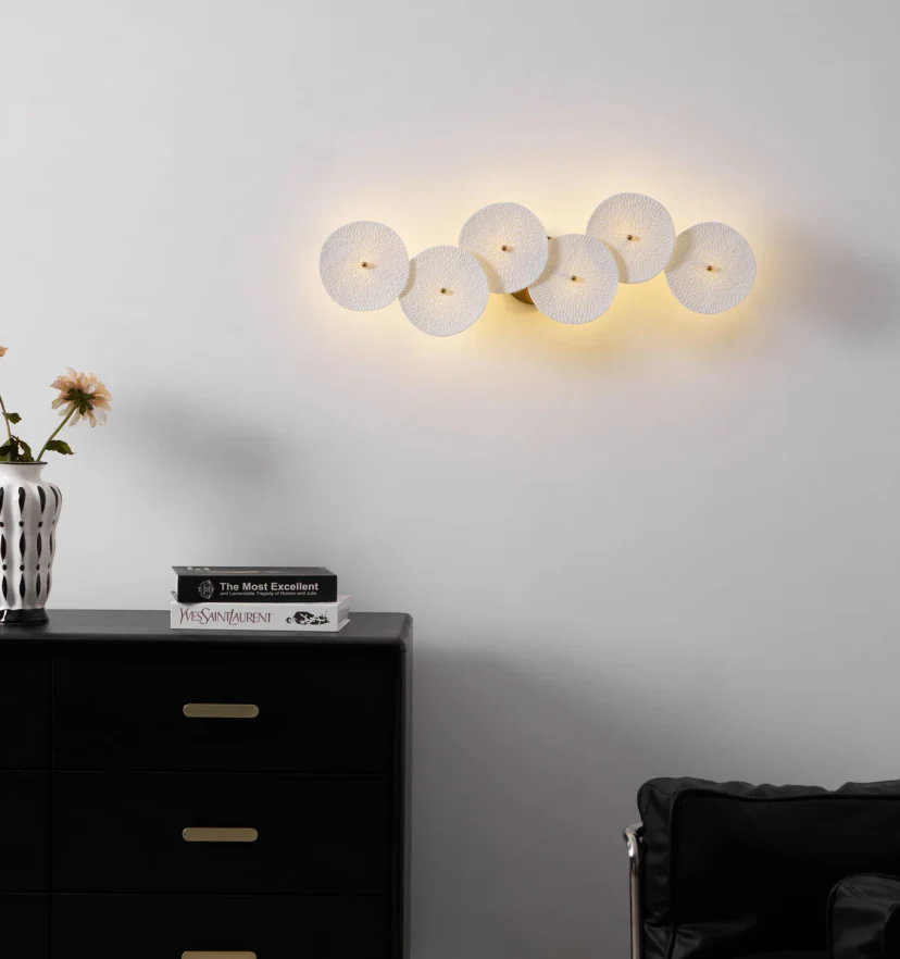 Lotus Petal Wall Lamp - NexioPick