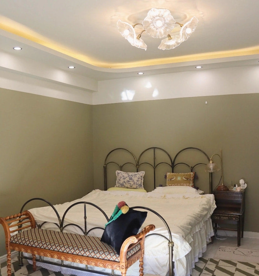 Lotus Leaf Glass Ceiling Light - NexioPick