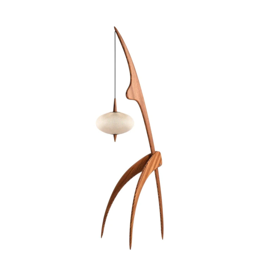 Mantis Wood Floor Lamp - NexioPick