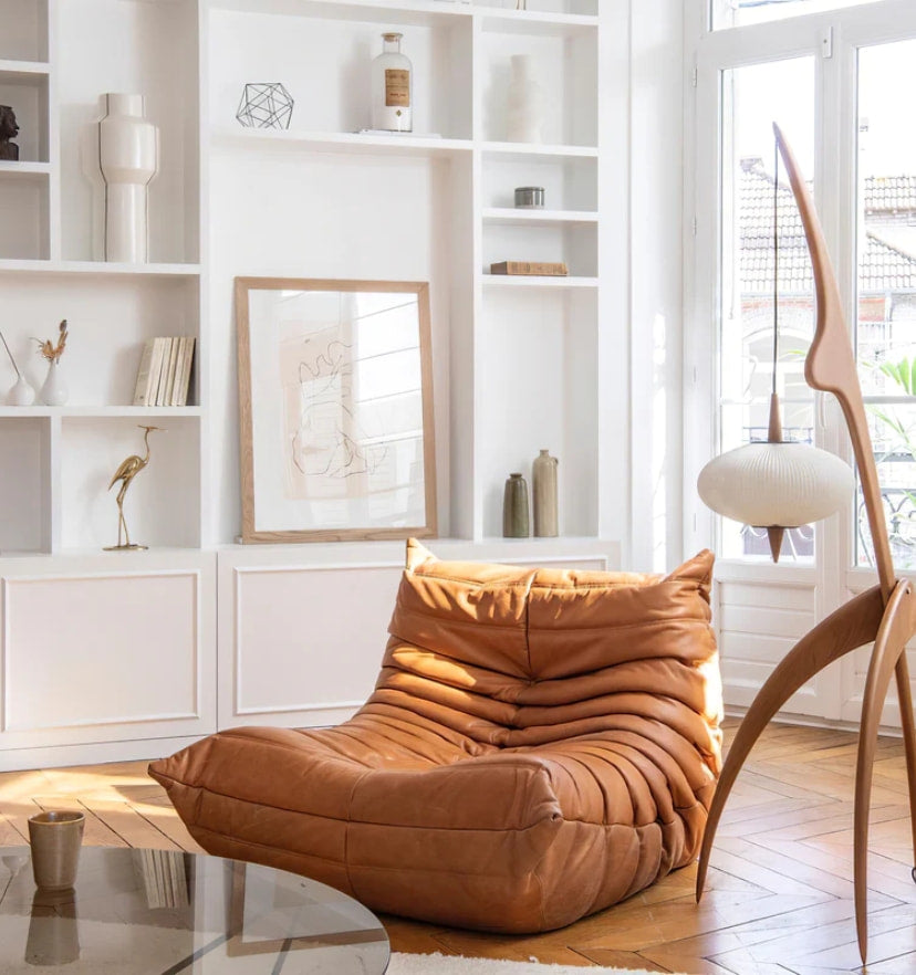 Mantis Wood Floor Lamp - NexioPick