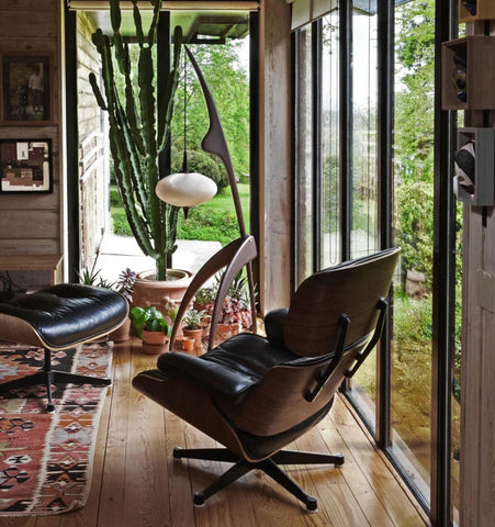 Mantis Wood Floor Lamp - NexioPick