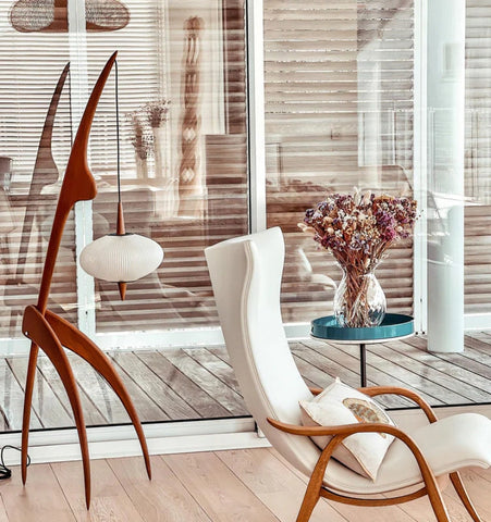 Mantis Wood Floor Lamp - NexioPick