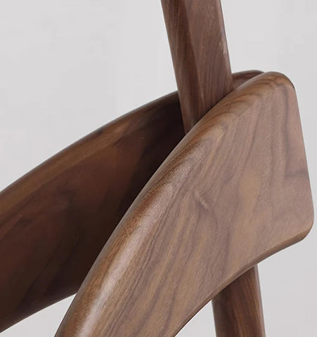 Mantis Wood Floor Lamp - NexioPick