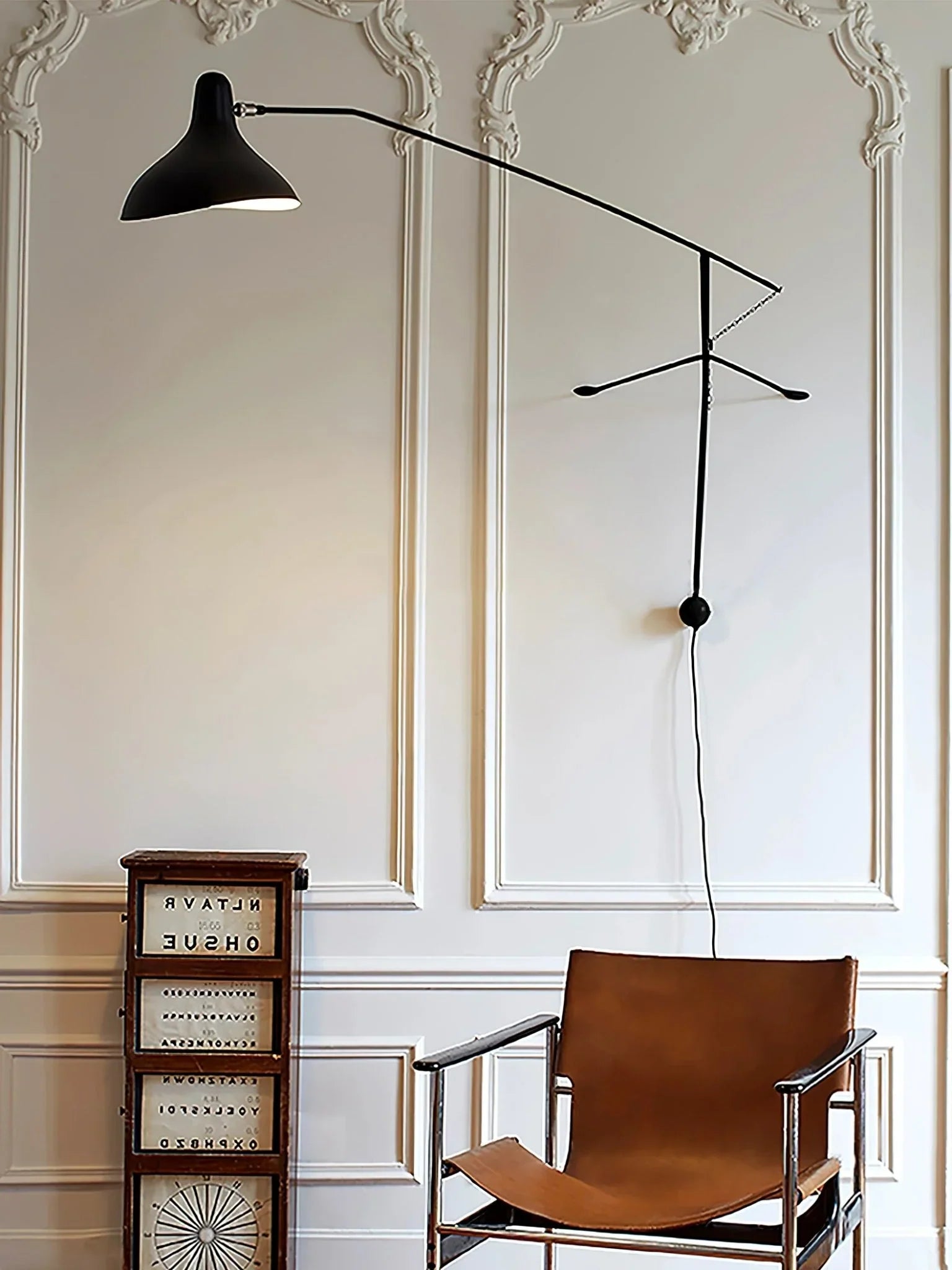 Mantis Arm Wall Lamp - NexioPick