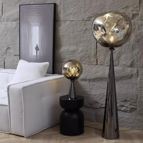 Lava Cone Table Lamp - NexioPick