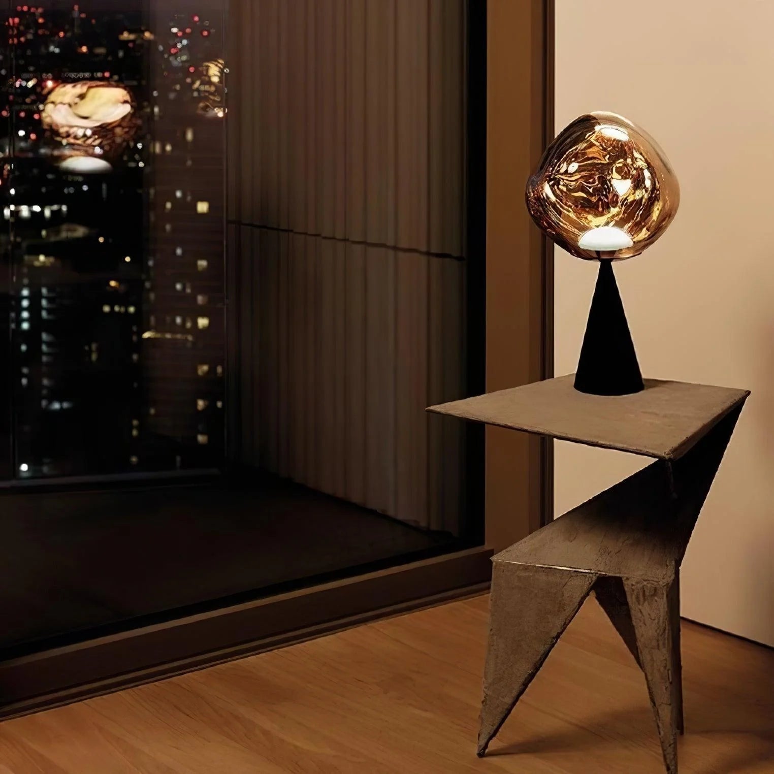 Lava Cone Table Lamp - NexioPick