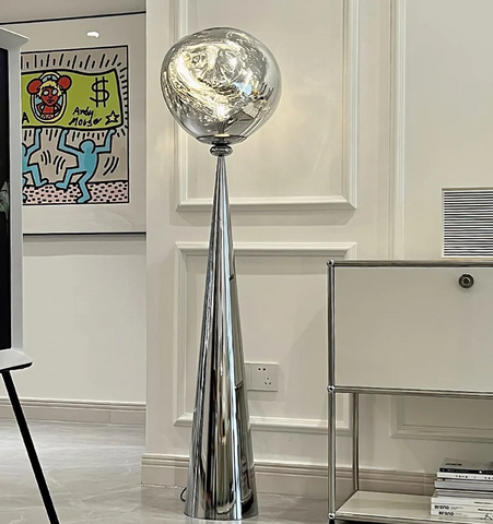 Cone Lava Floor Lamp - NexioPick