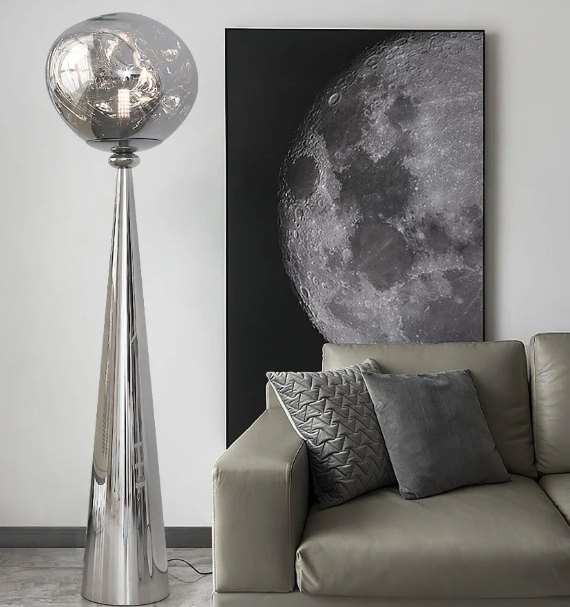 Cone Lava Floor Lamp - NexioPick