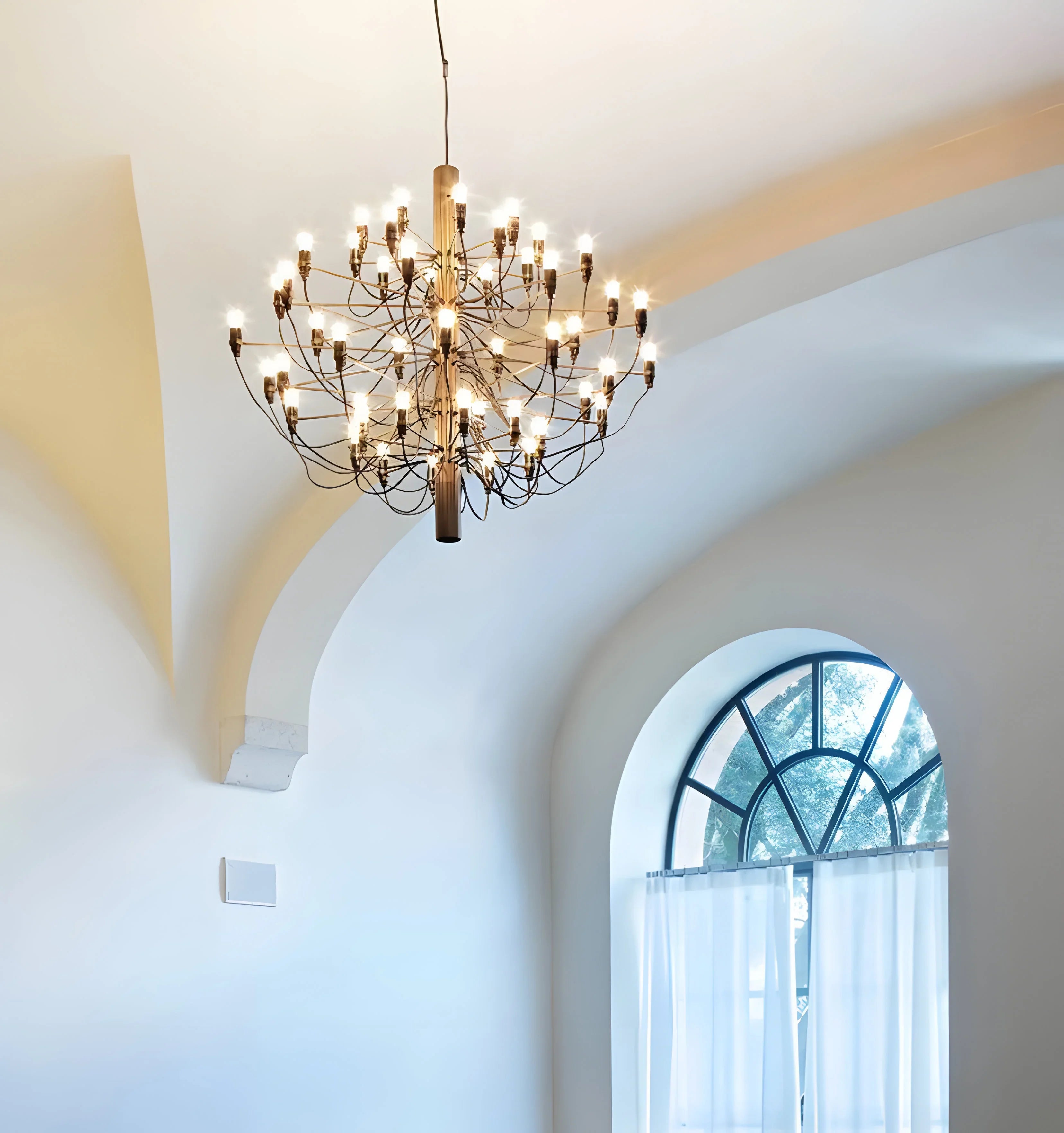 Mid-Century 2097 Chandelier - NexioPick