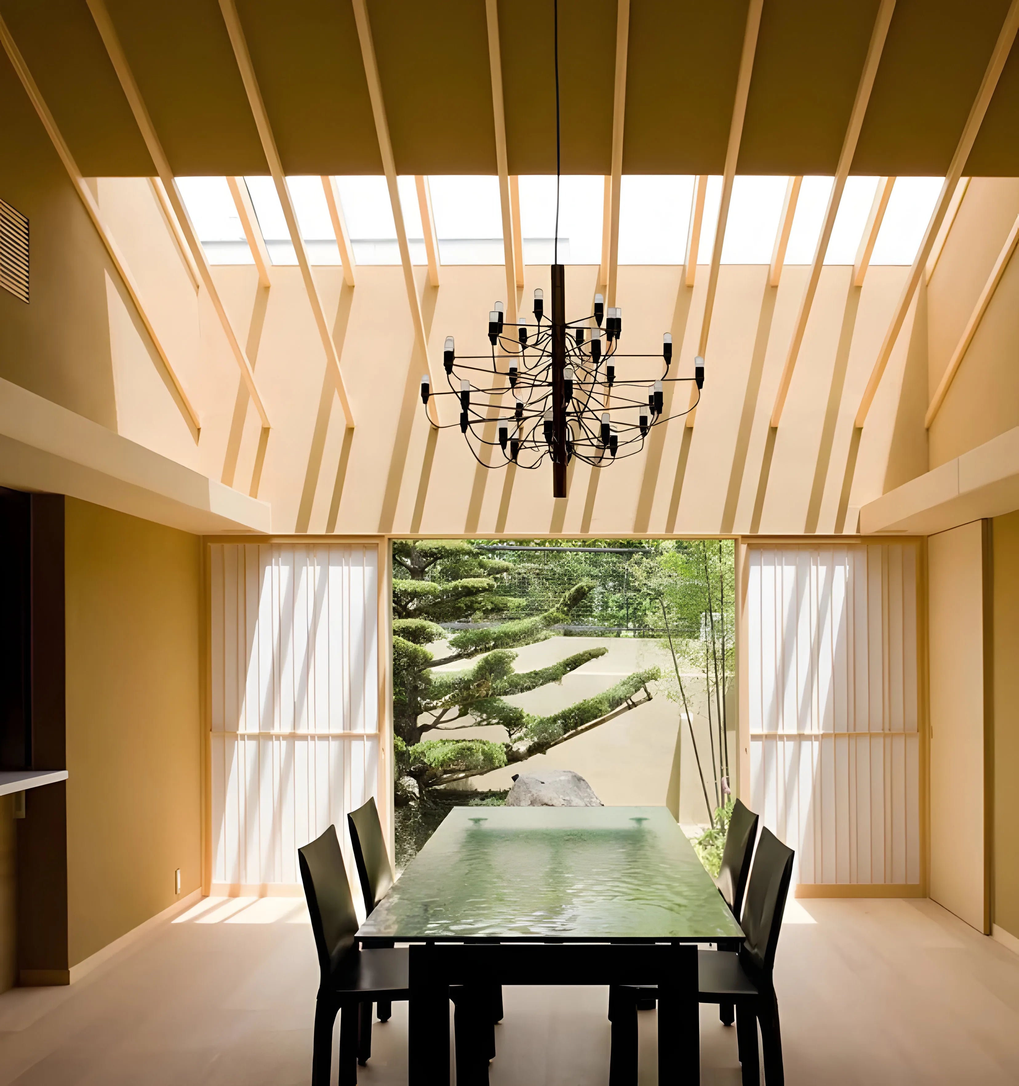 Mid-Century 2097 Chandelier - NexioPick