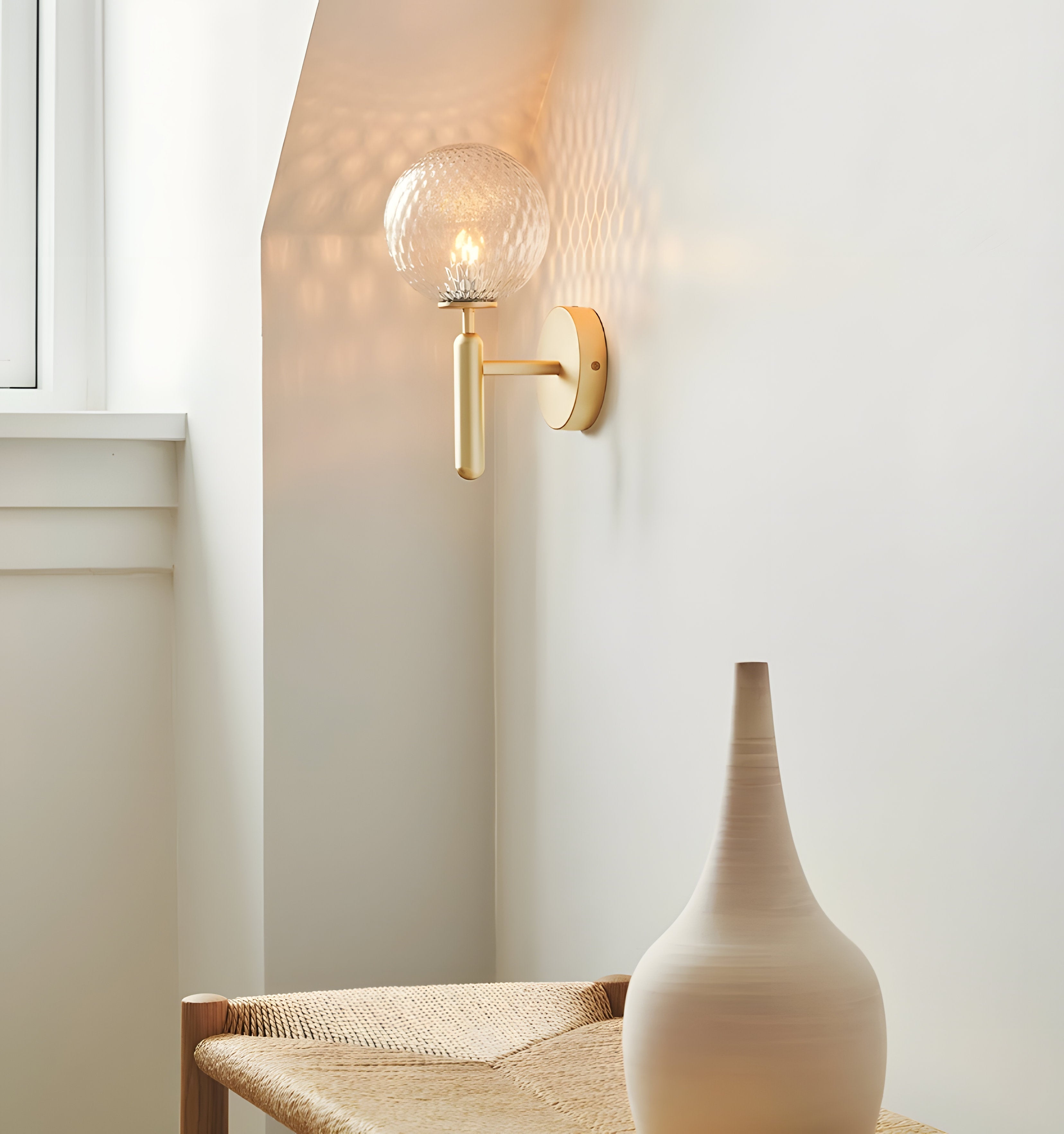 Miira Wall Light - NexioPick