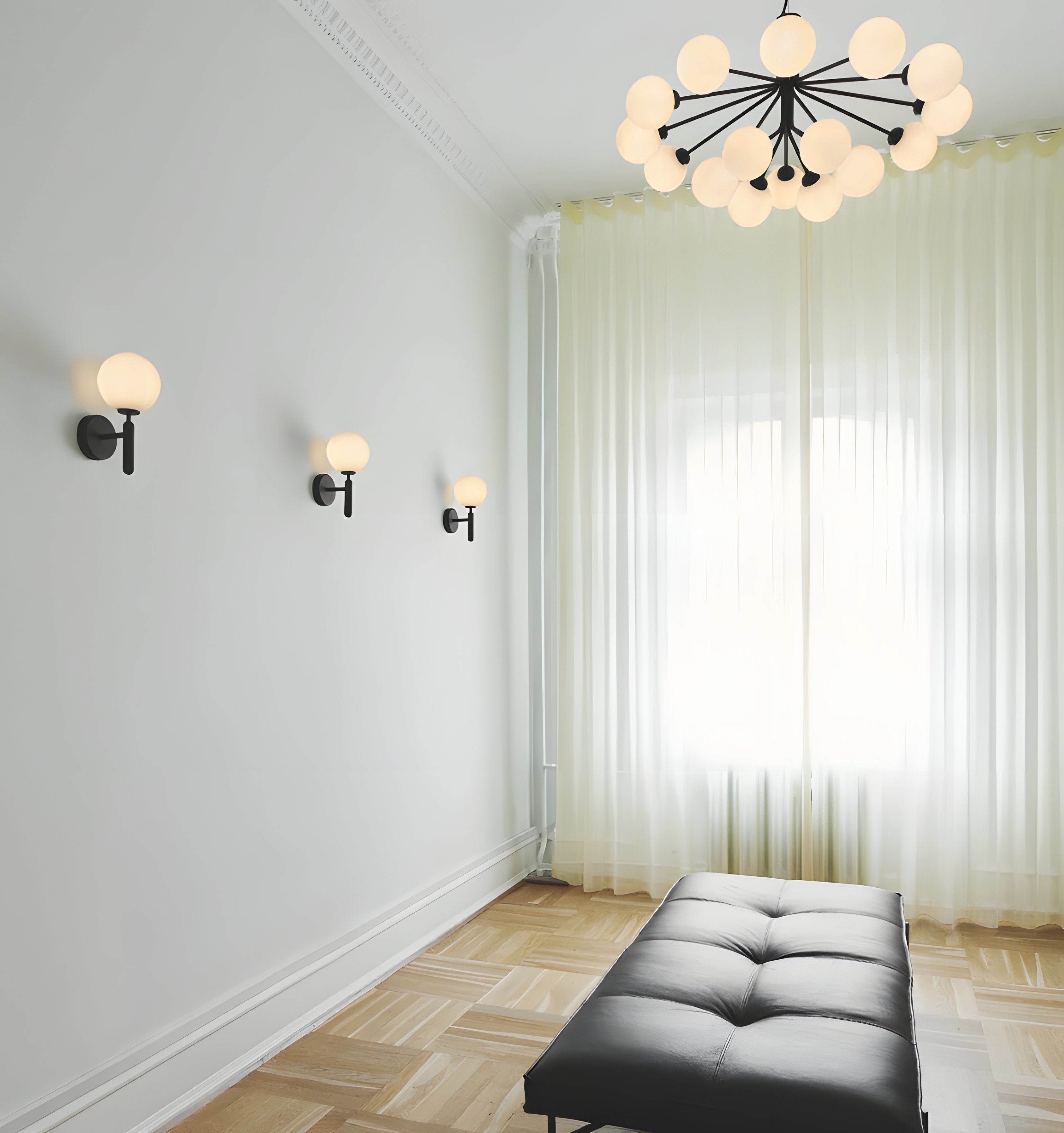 Miira Wall Light - NexioPick