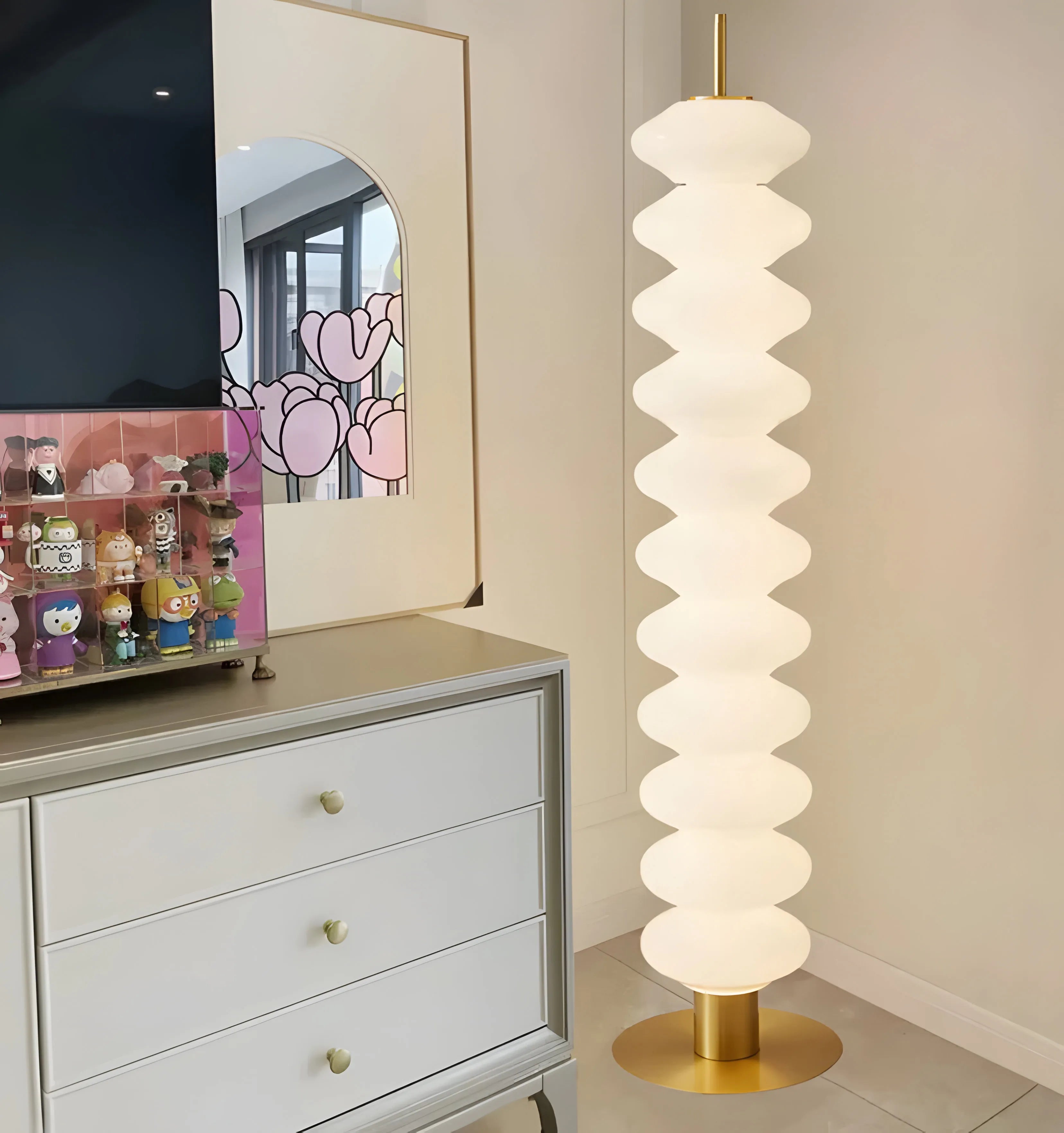 Milano Floor Lamp - NexioPick