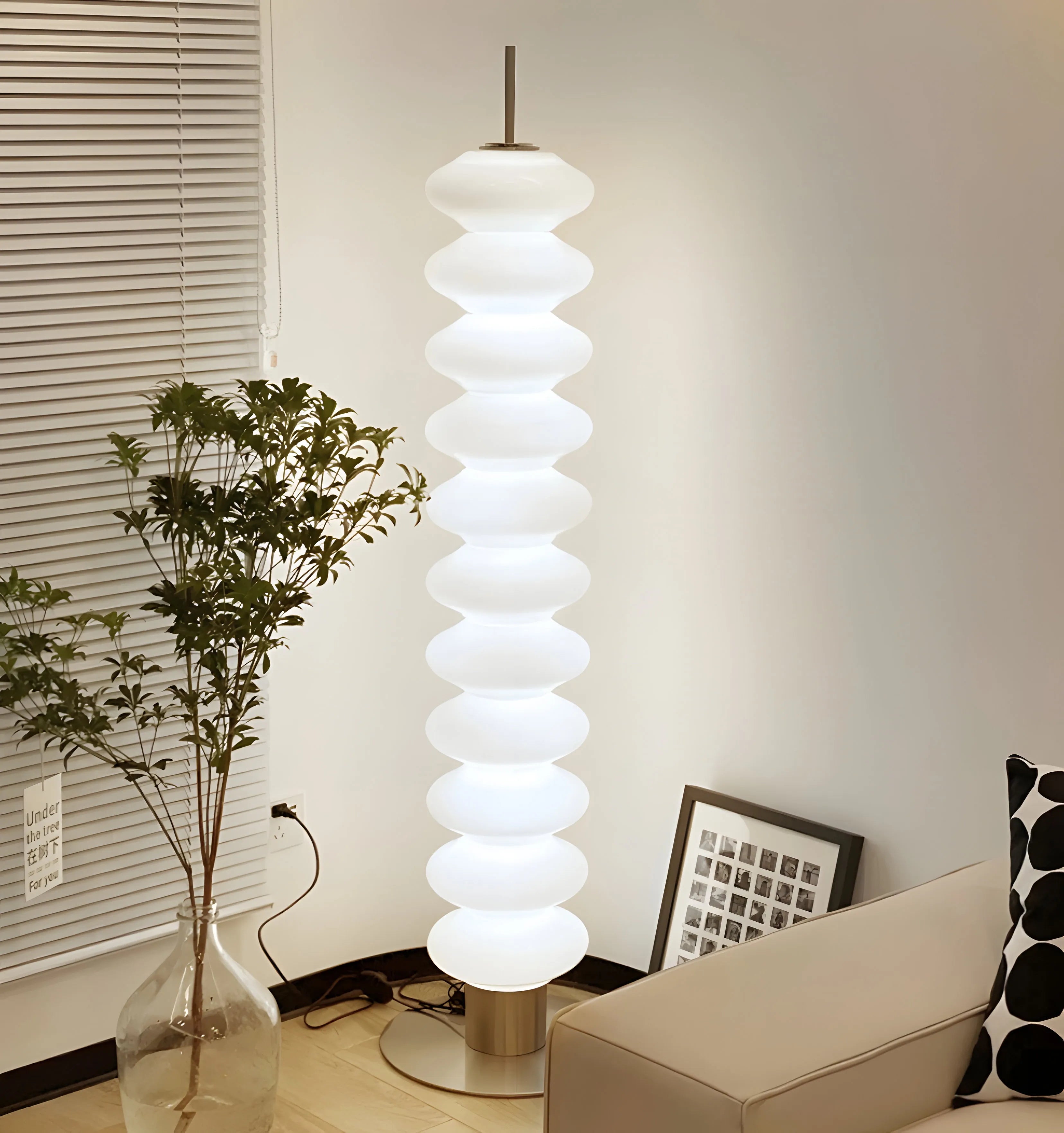 Milano Floor Lamp - NexioPick