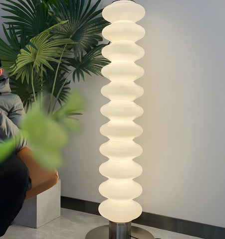 Milano Floor Lamp - NexioPick