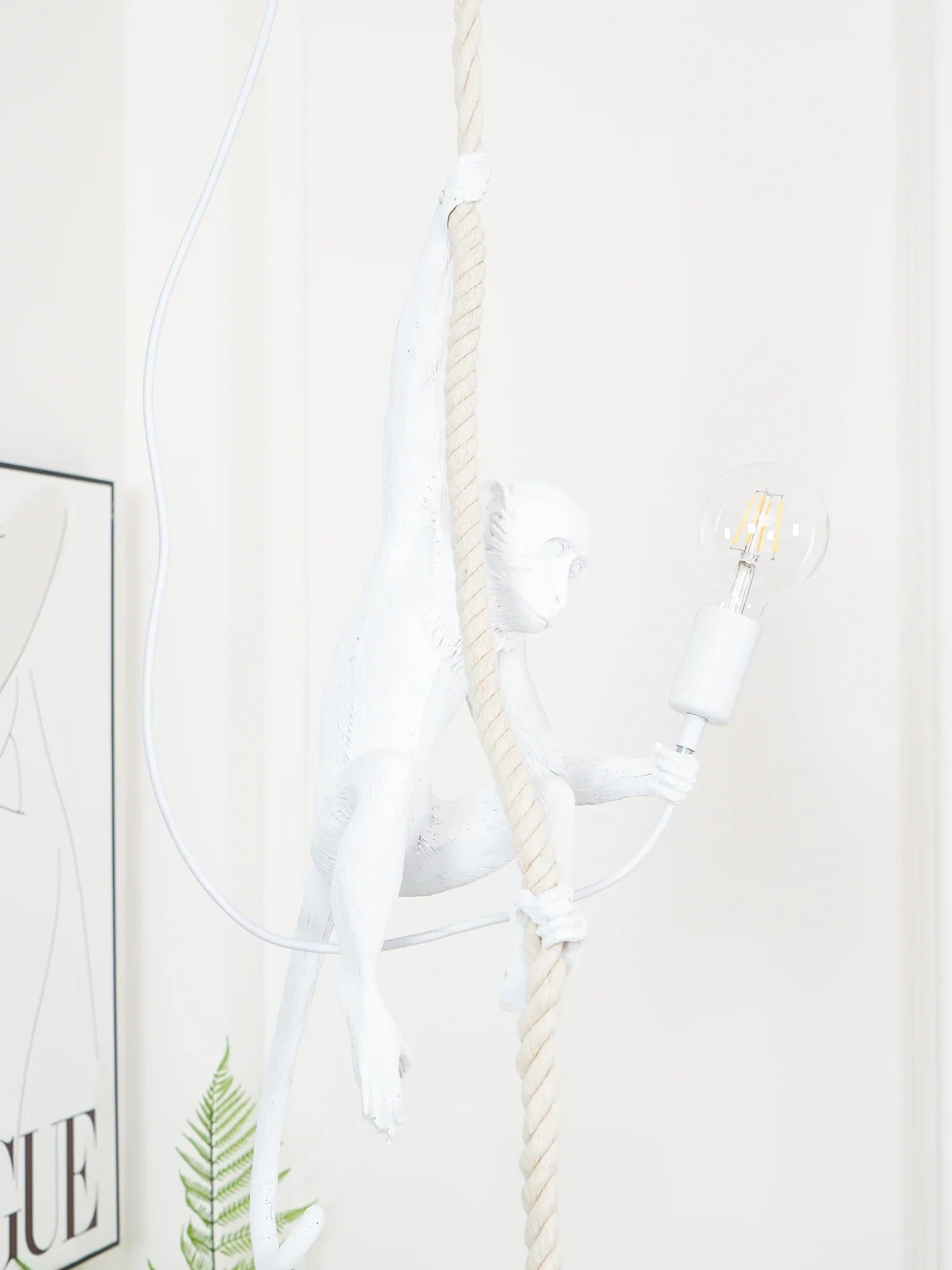 Monkey Pendnant Lamp - NexioPick