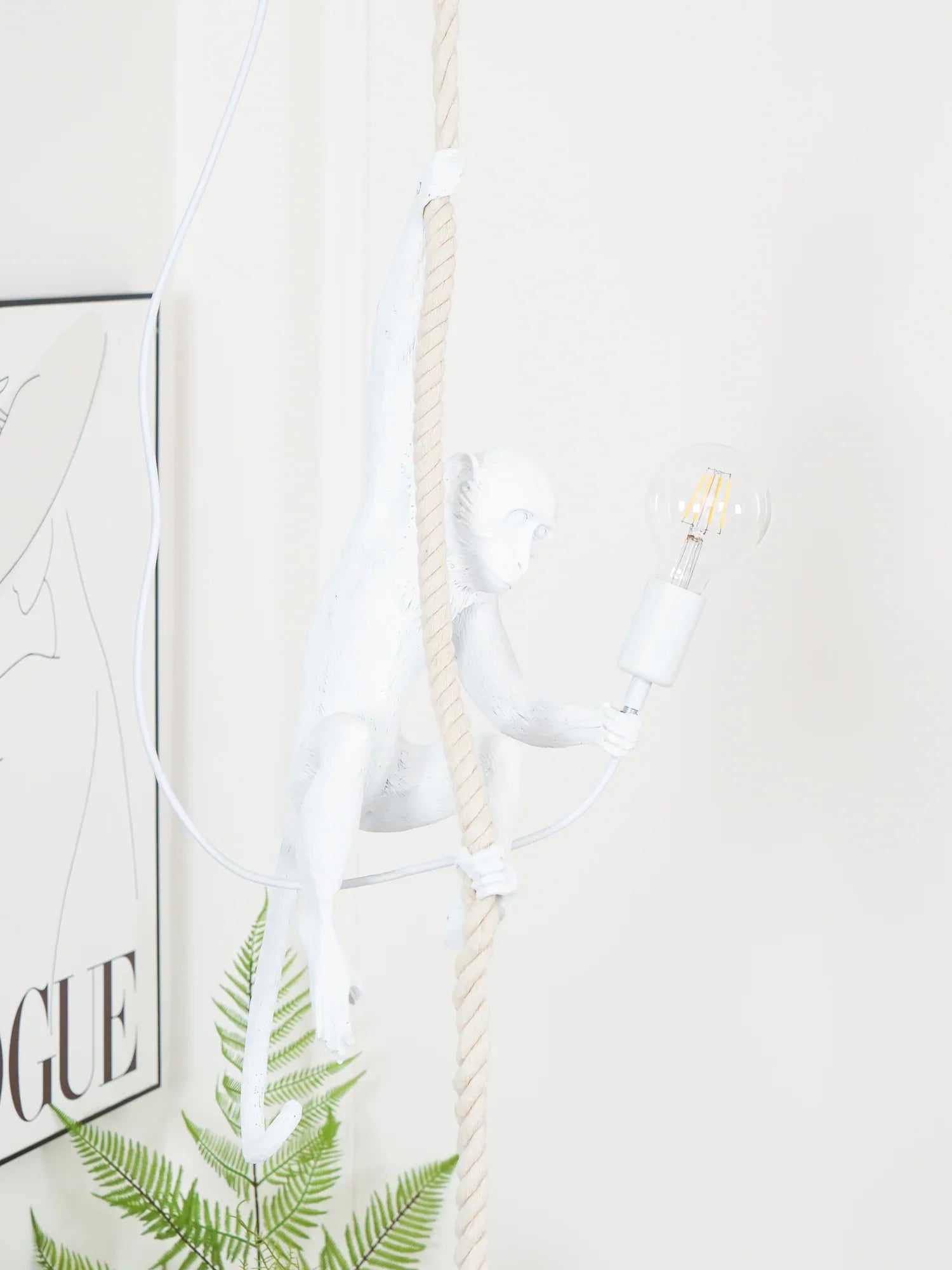 Monkey Pendnant Lamp - NexioPick