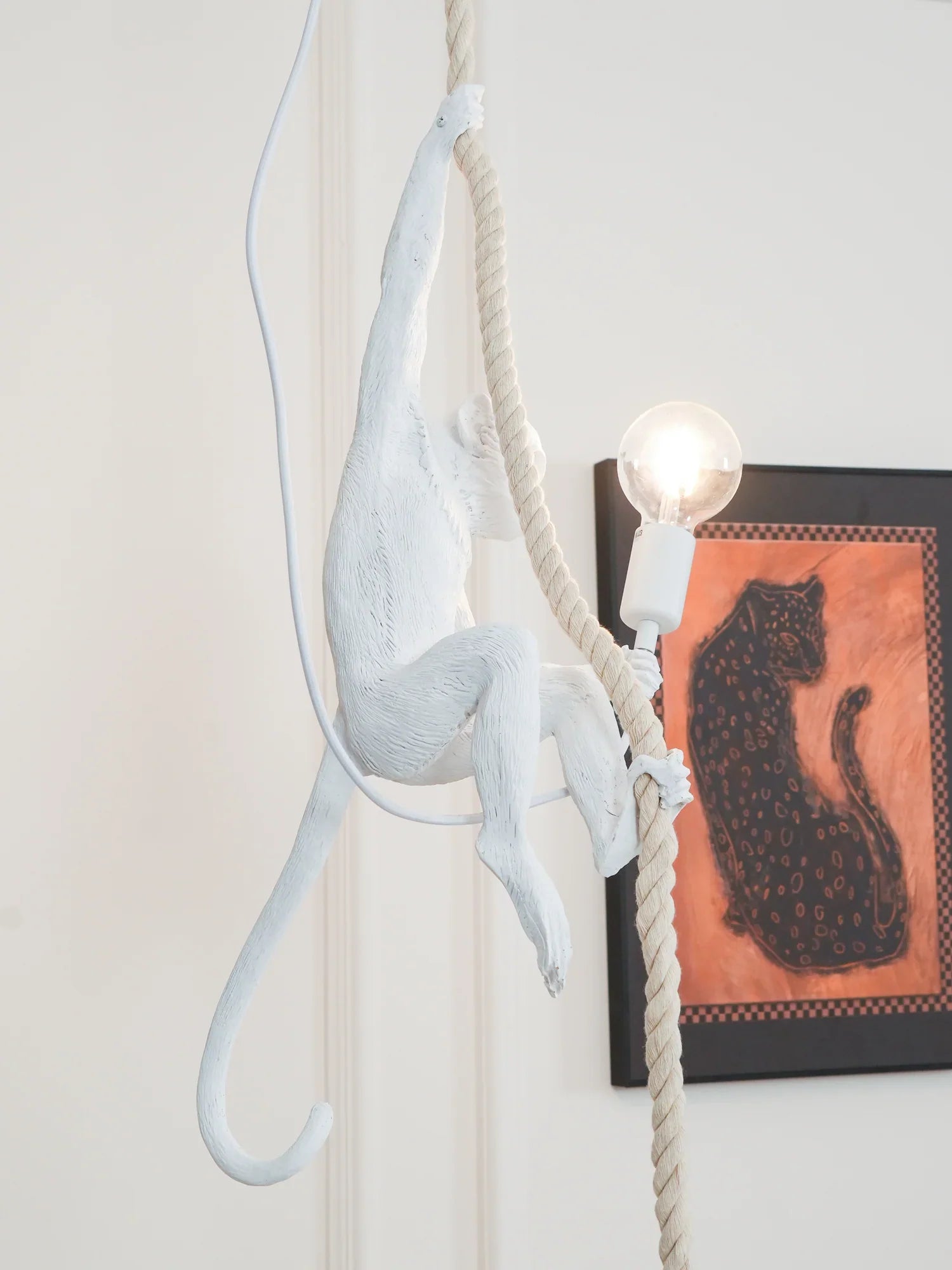 Monkey Pendnant Lamp - NexioPick