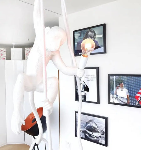 Monkey Pendnant Lamp - NexioPick