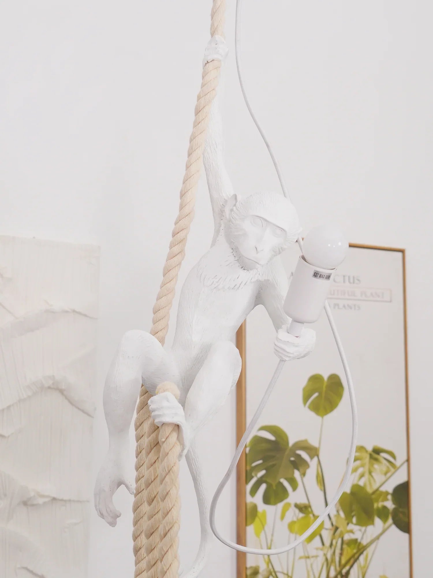 Monkey Pendnant Lamp - NexioPick