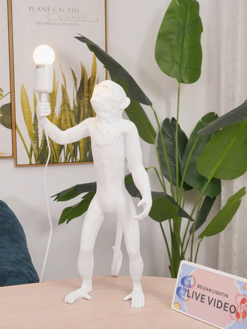 Monkey Table Lamp - NexioPick