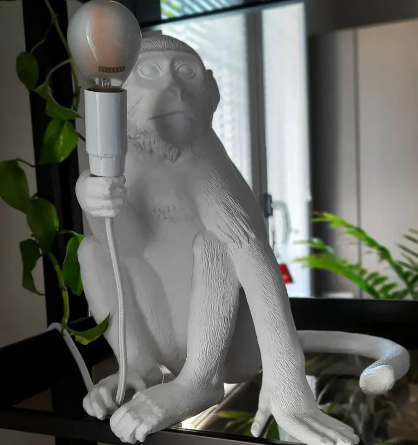 Monkey Table Lamp - NexioPick