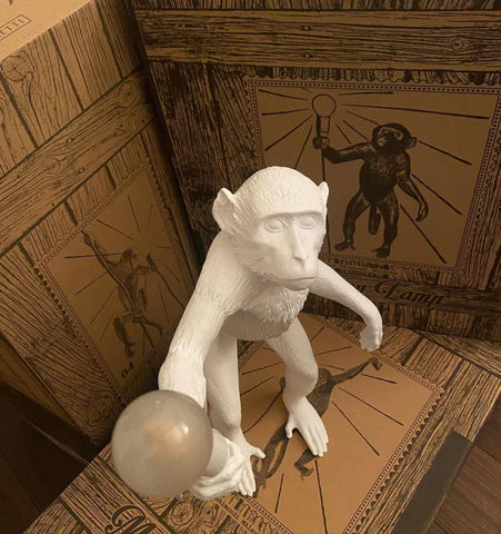 Monkey Table Lamp - NexioPick