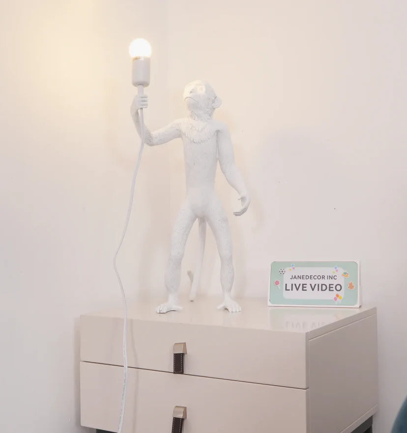 Monkey Table Lamp - NexioPick