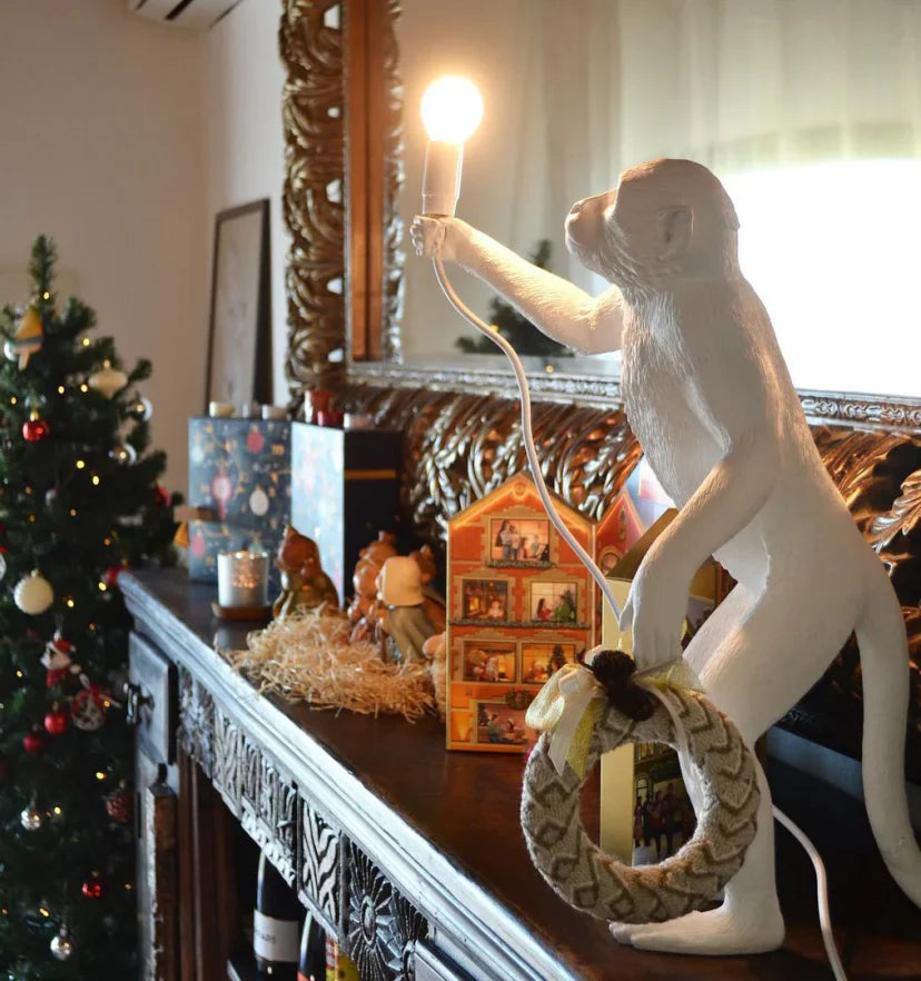 Monkey Table Lamp - NexioPick