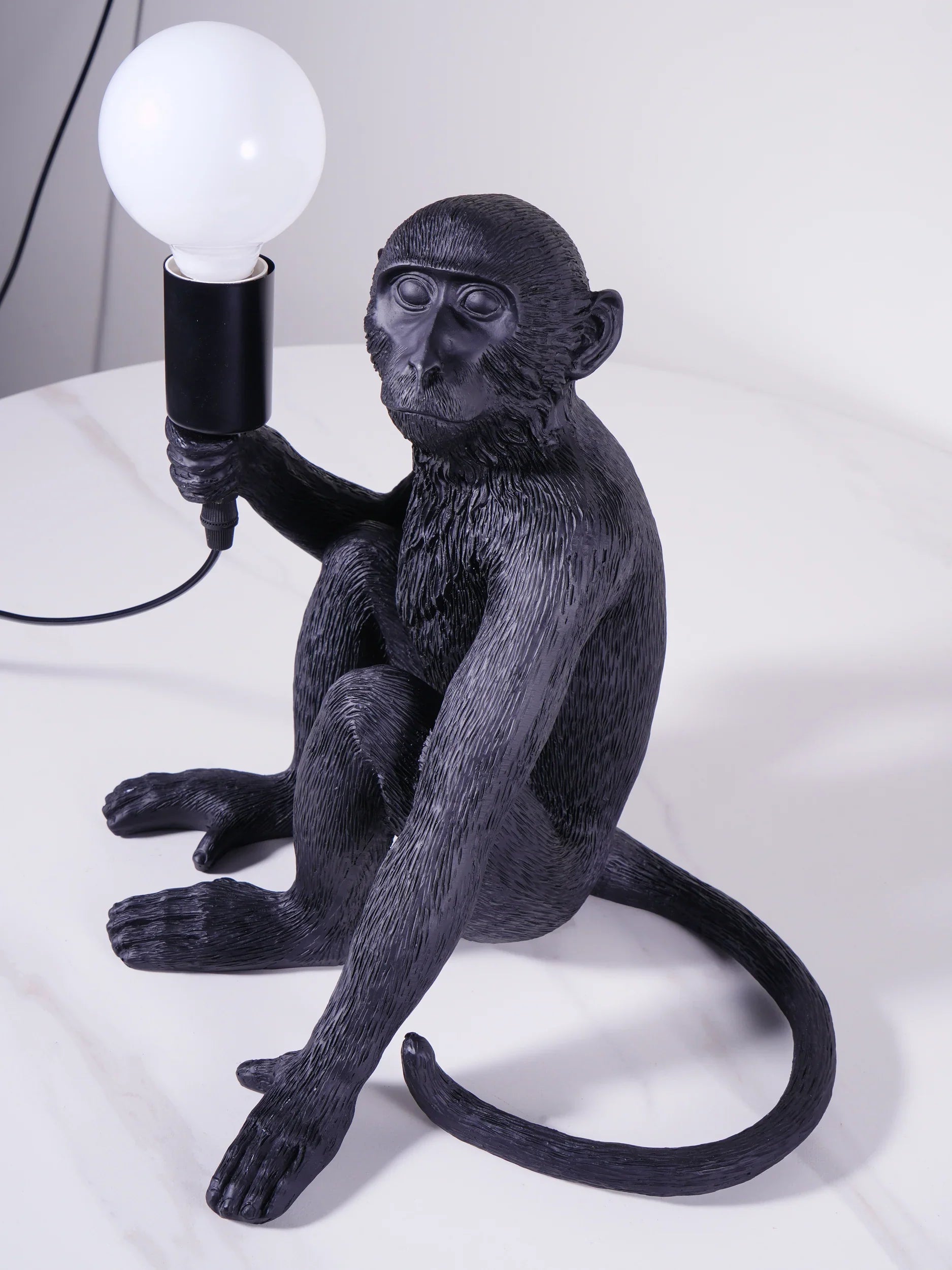 Monkey Table Lamp - NexioPick