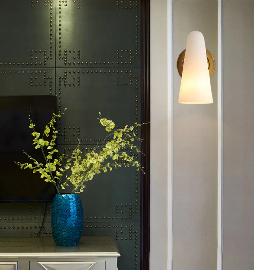 Montfaucon Wall Lamp - NexioPick