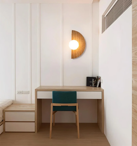 Moon Travertine Wall Light - NexioPick