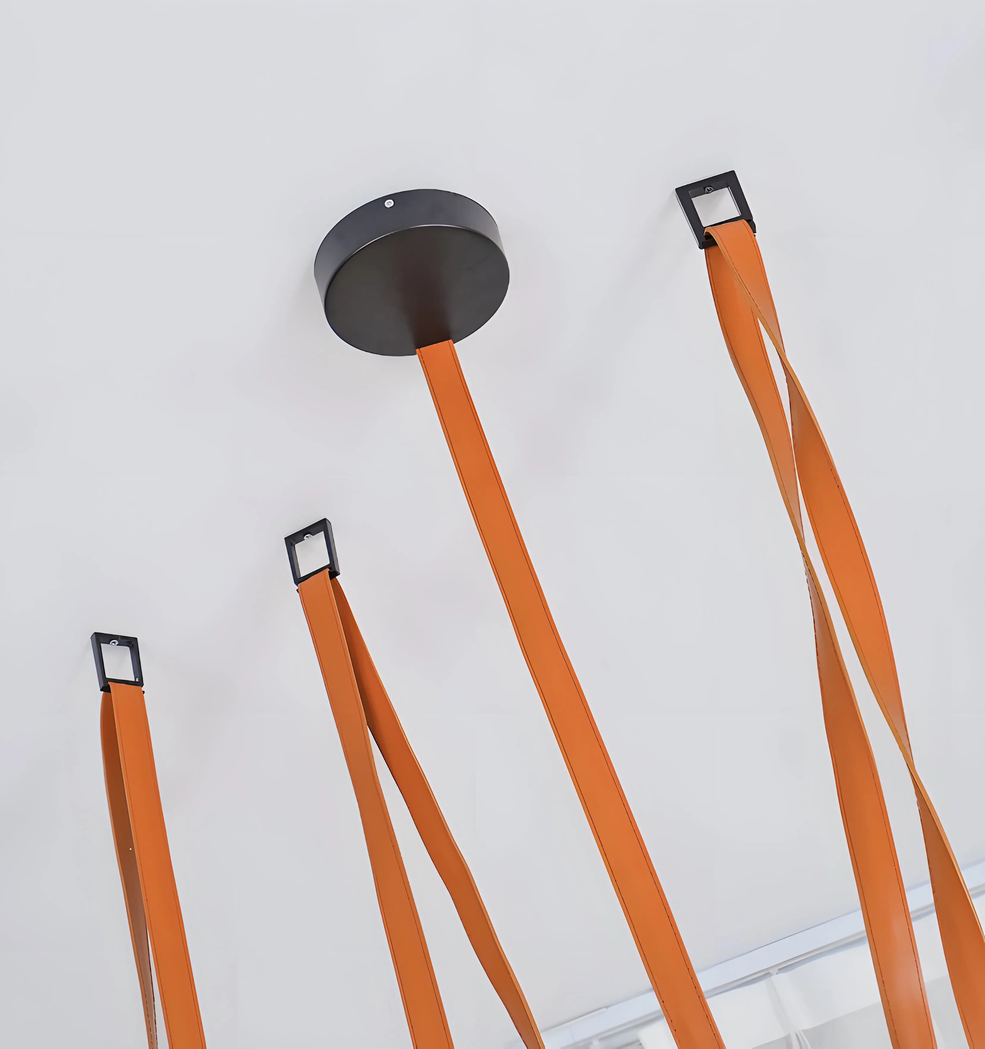 Multiple Belt Art Pendant Light - NexioPick