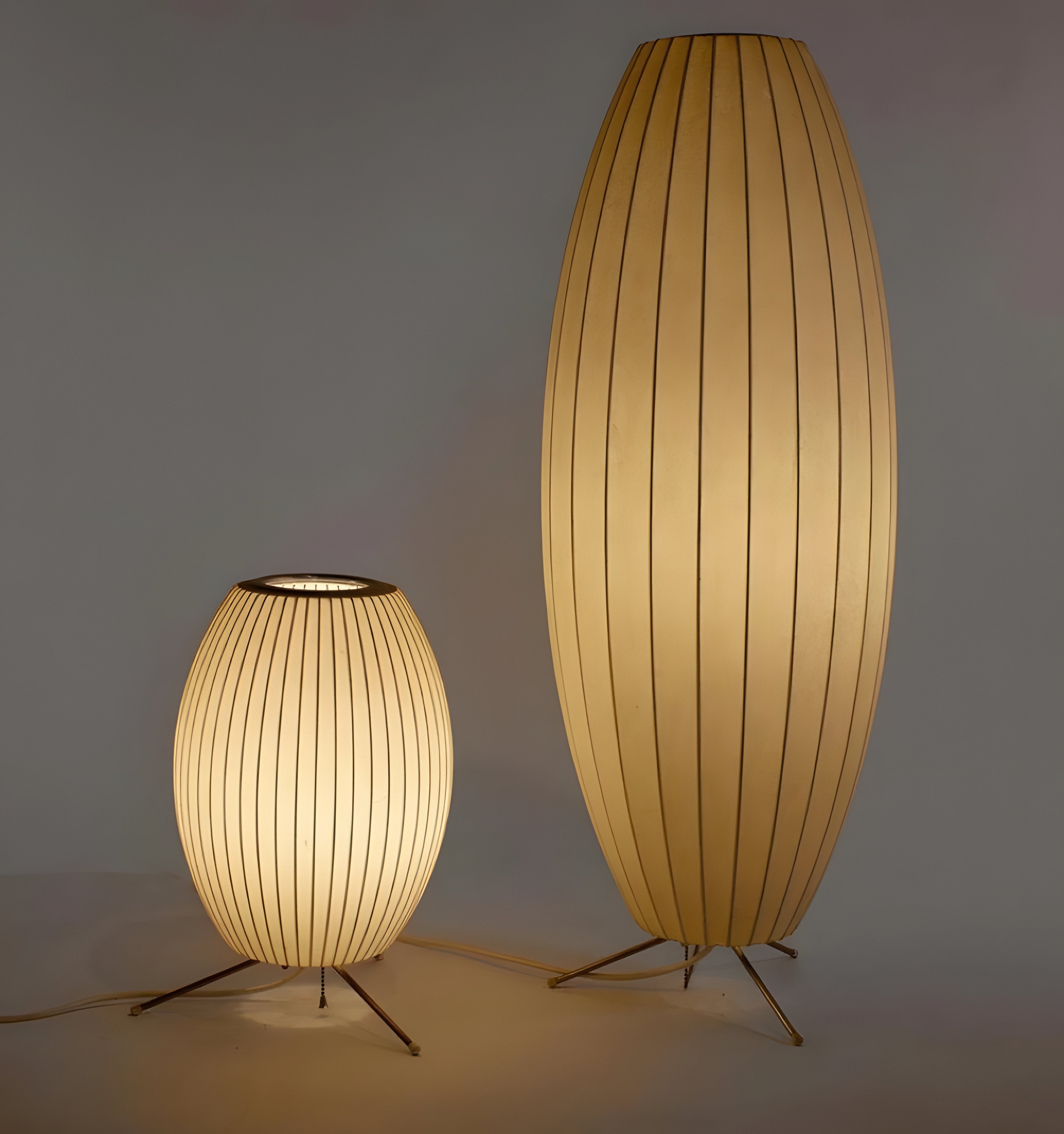 Nelson Tripod Table Lamp - NexioPick