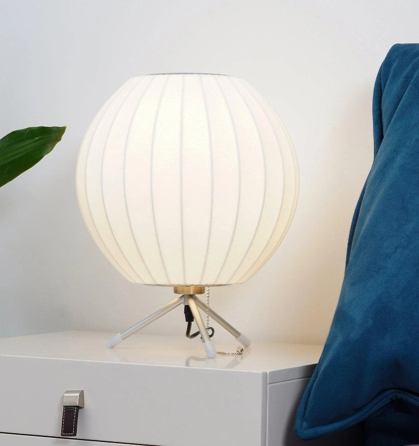 Nelson Tripod Table Lamp - NexioPick