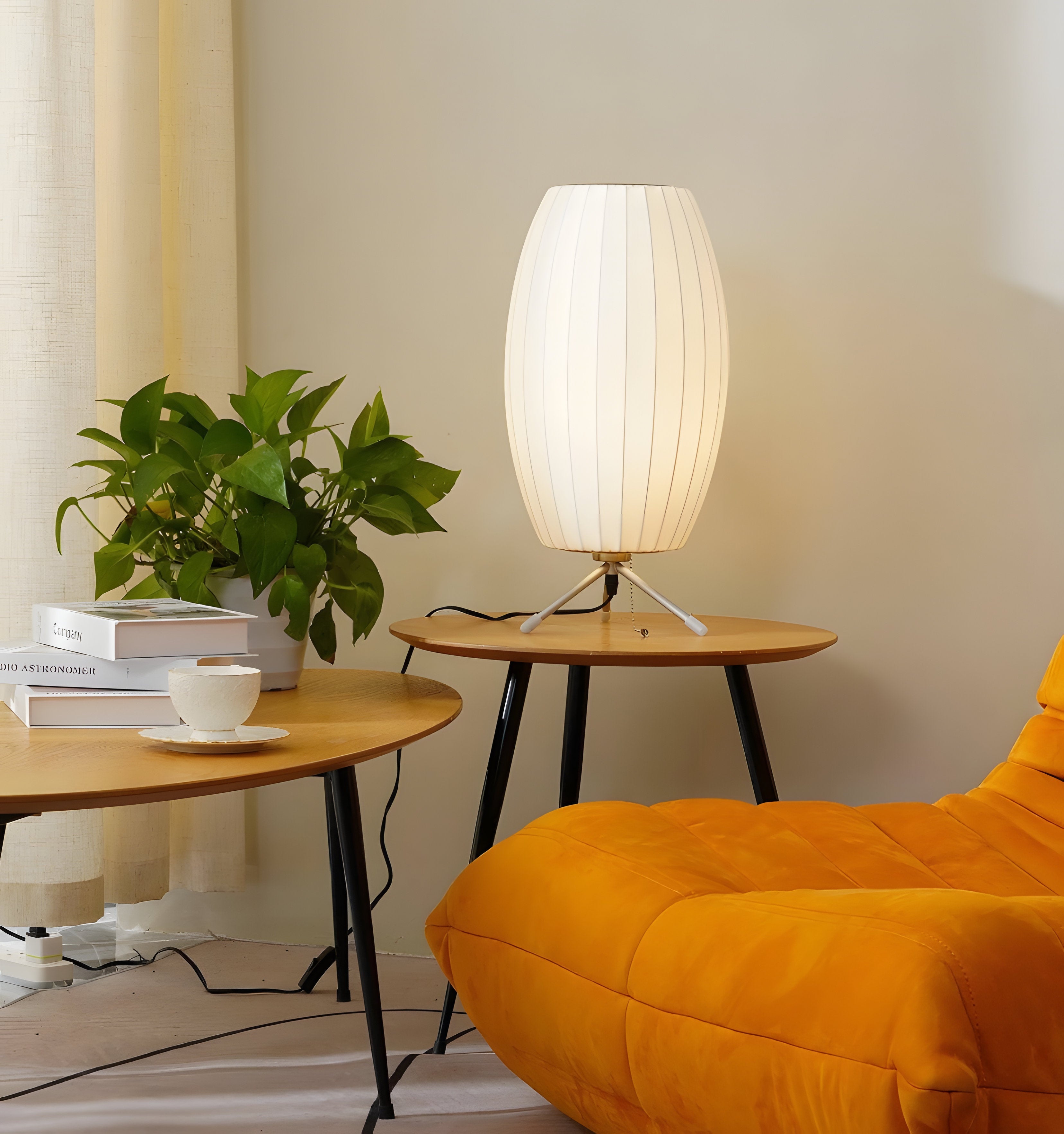 Nelson Tripod Table Lamp - NexioPick