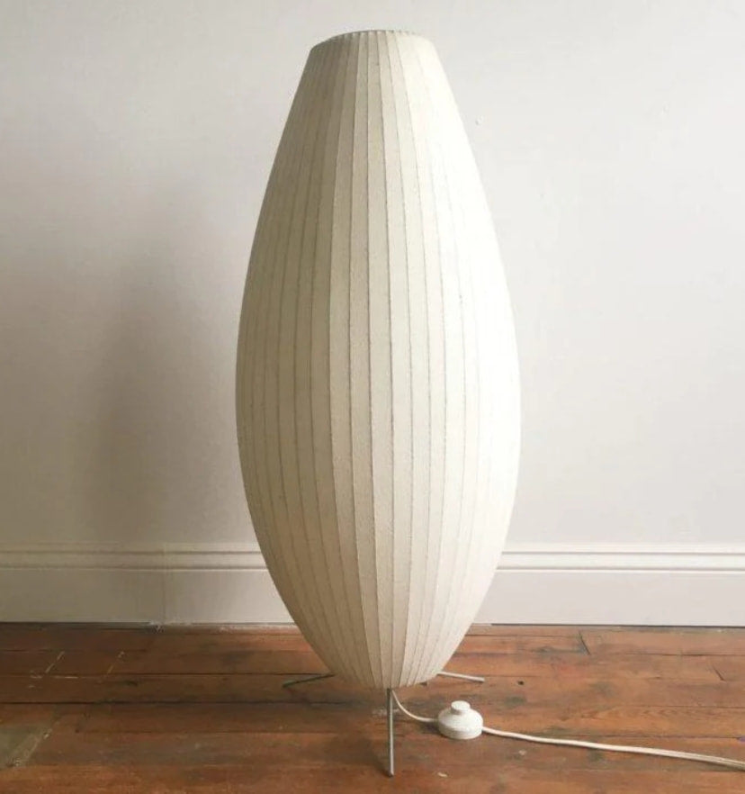 Nelson Tripod Table Lamp - NexioPick