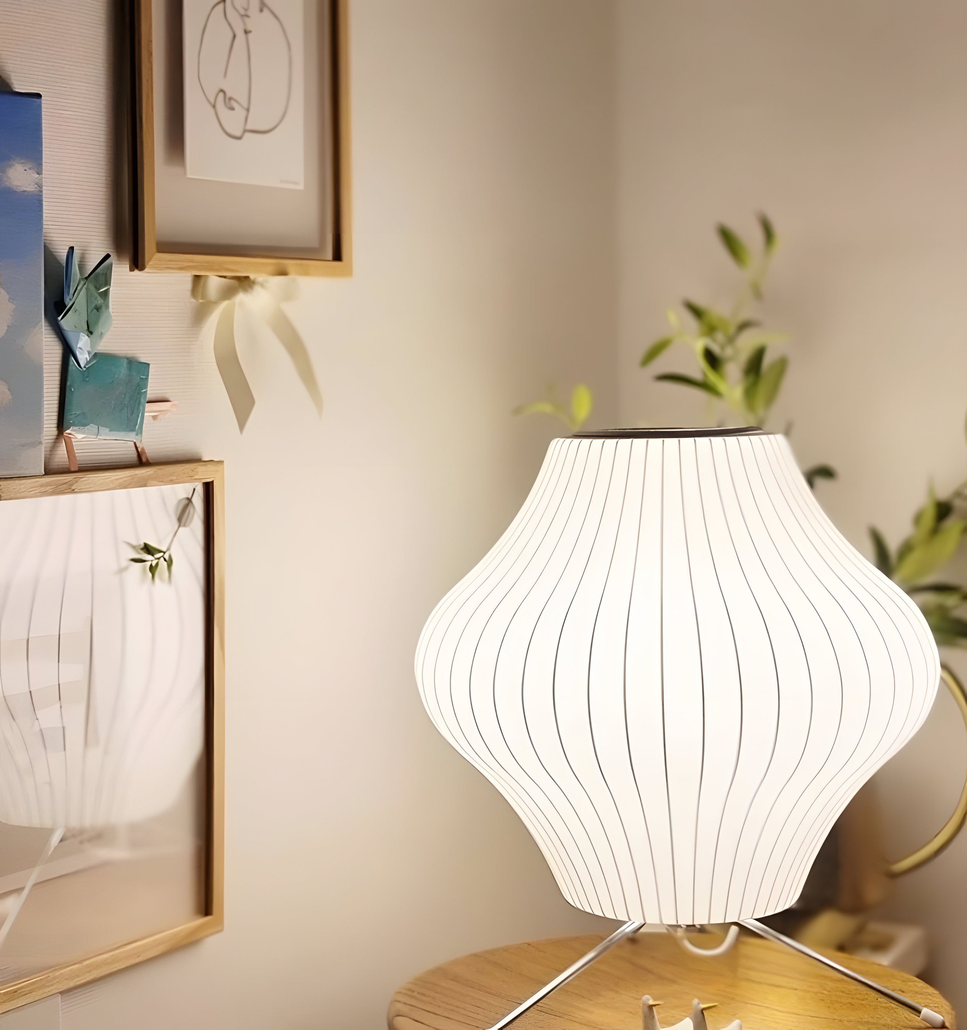 Nelson Tripod Table Lamp - NexioPick