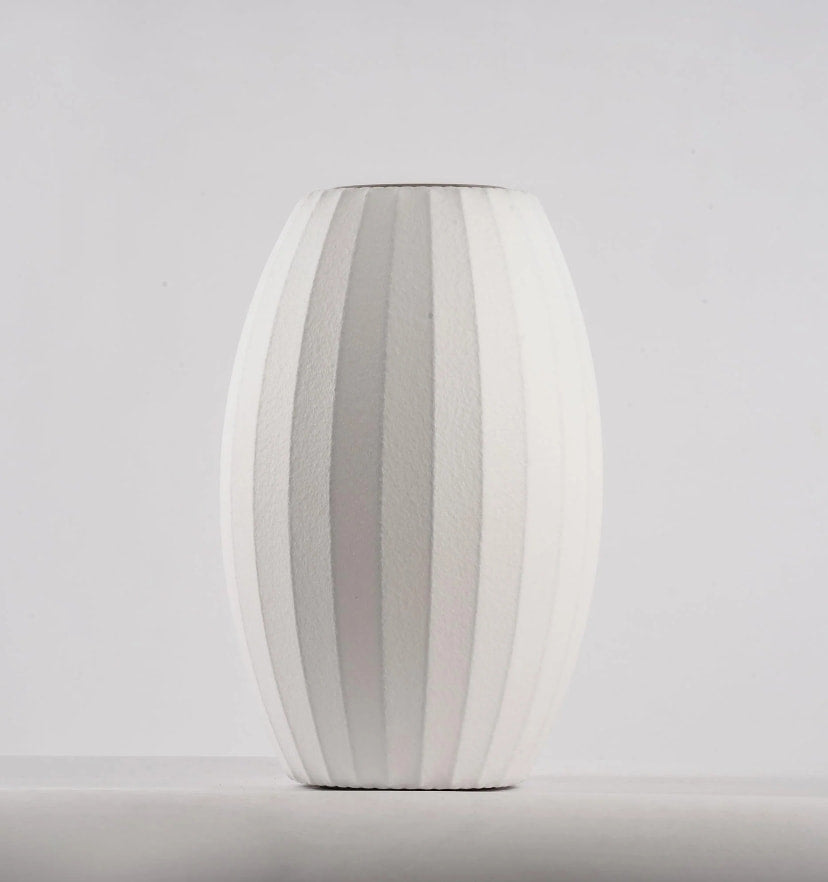 Nelson Tripod Table Lamp - NexioPick