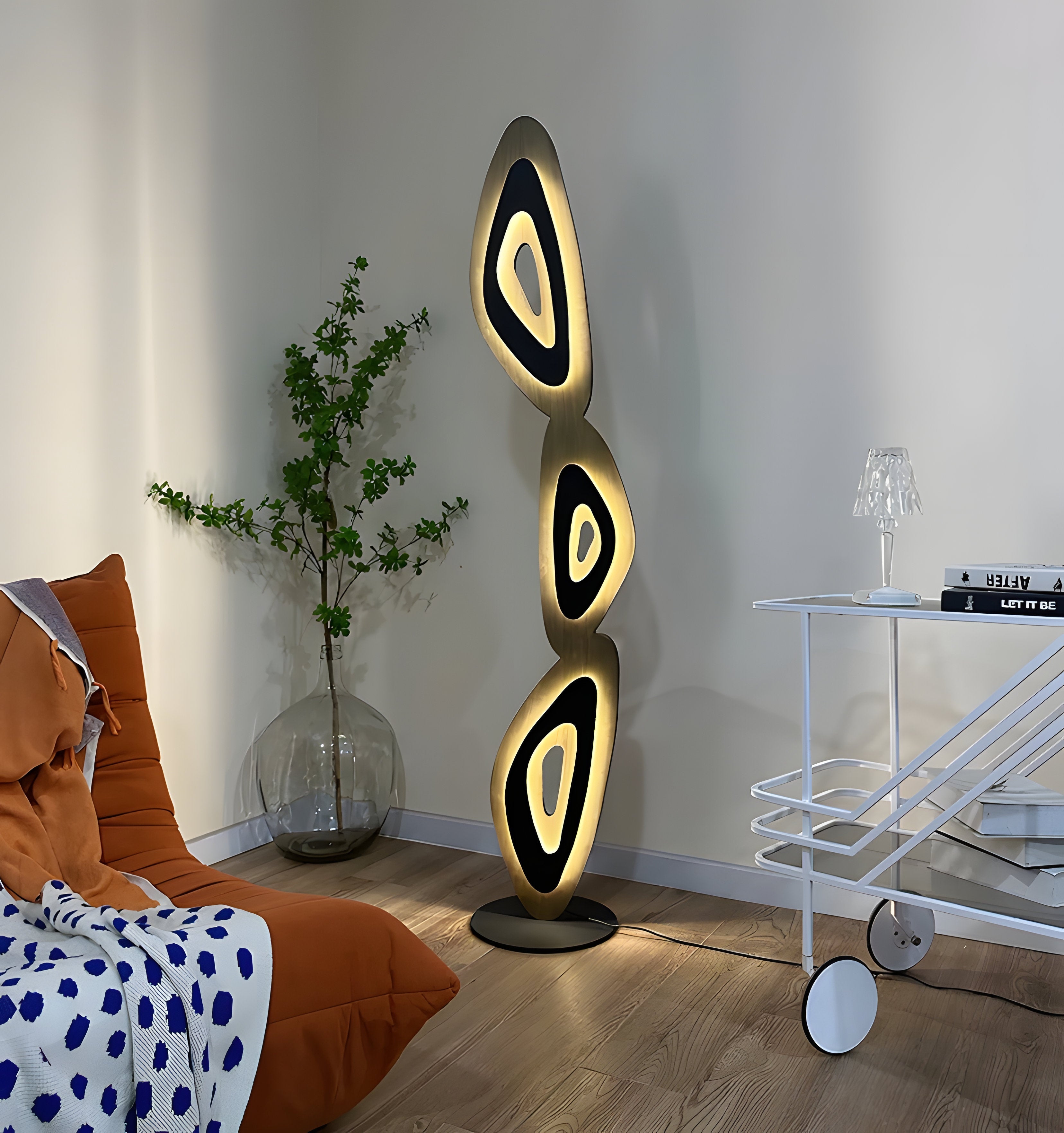 Nevis Floor Lamp - NexioPick