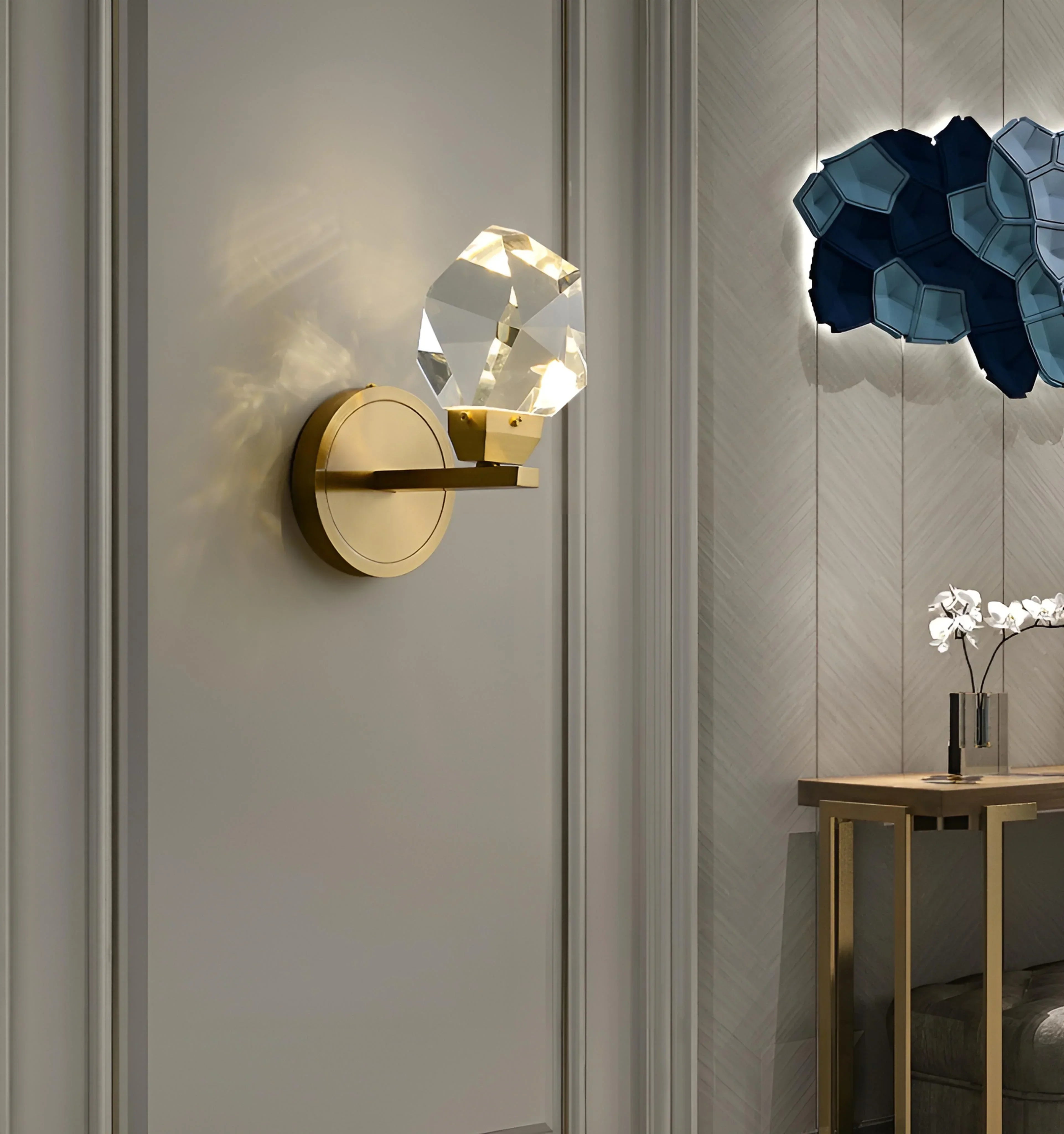 Nivea Crystal Wall Lamp - NexioPick