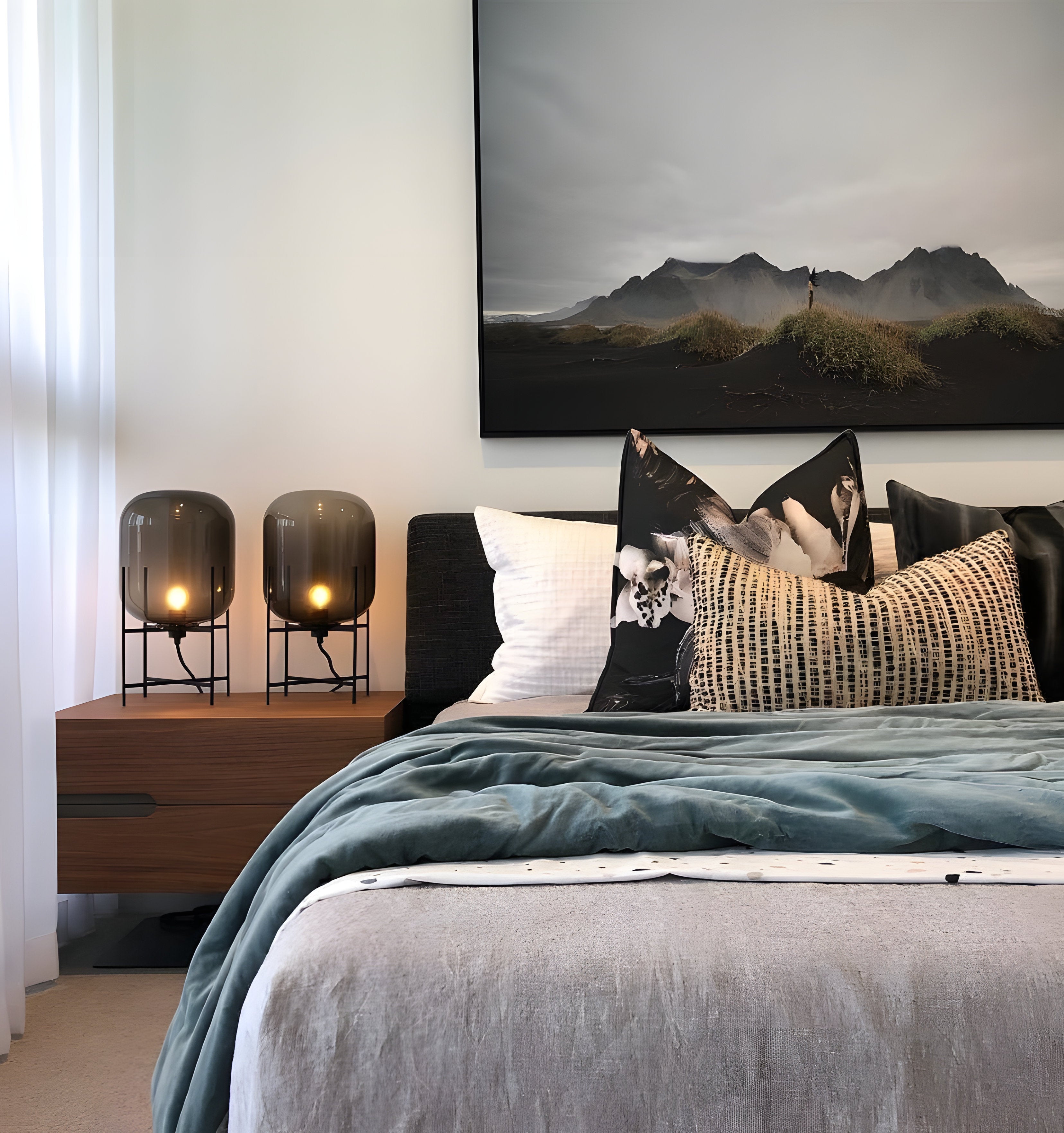 Oda Table Lamp - NexioPick