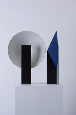 Orbe Table Lamp - NexioPick