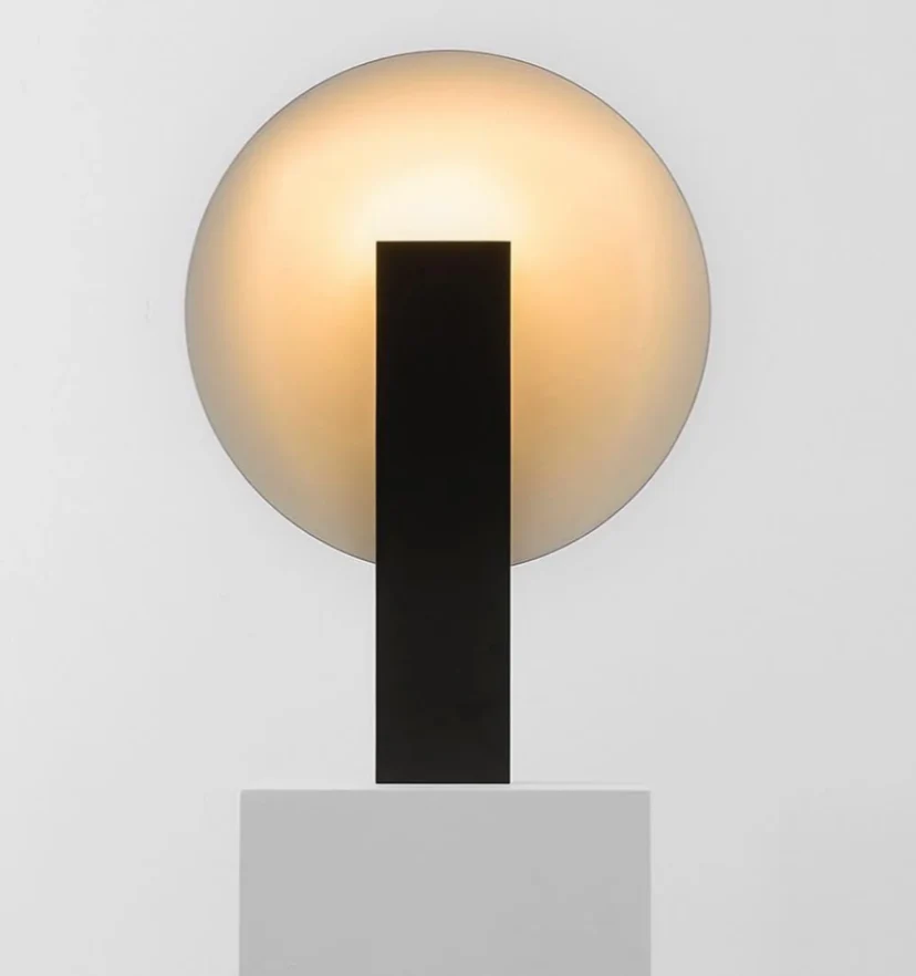 Orbe Table Lamp - NexioPick