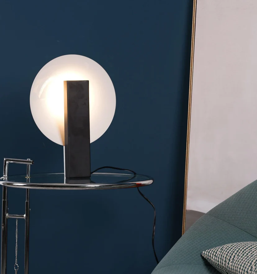 Orbe Table Lamp - NexioPick