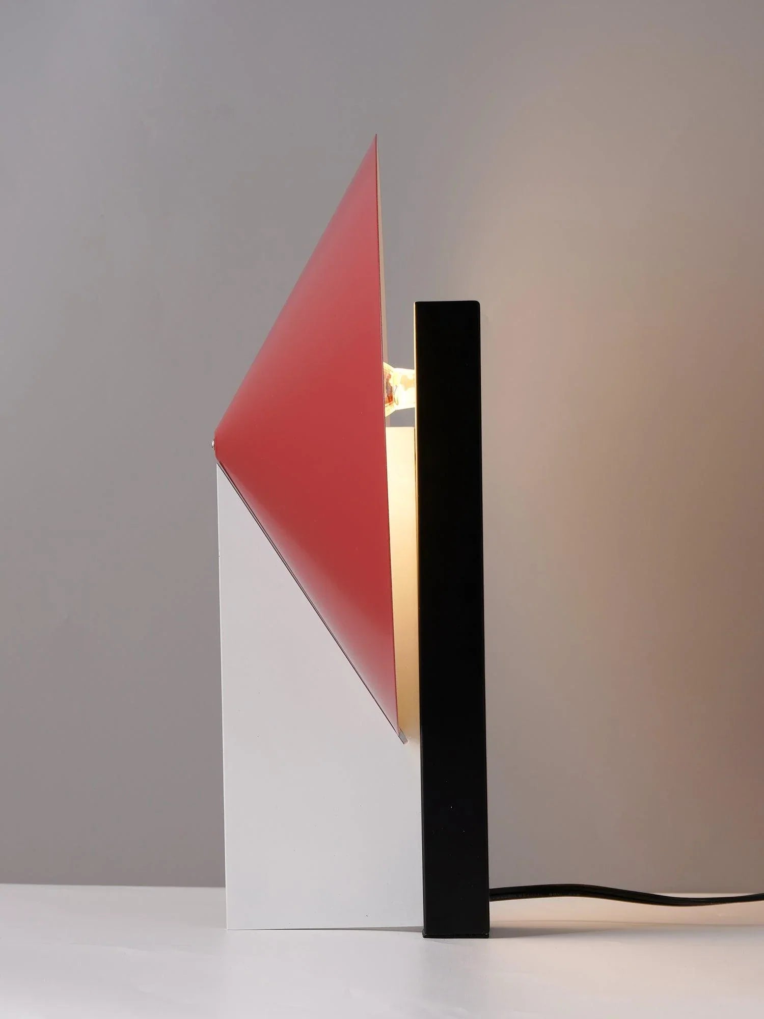 Orbe Table Lamp - NexioPick