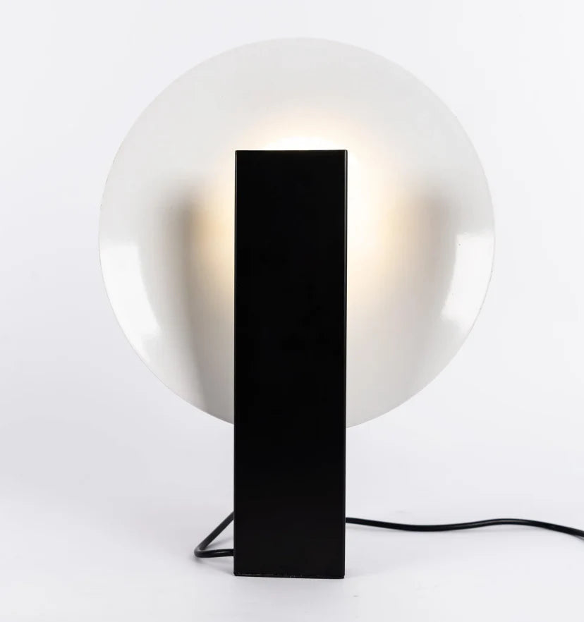 Orbe Table Lamp - NexioPick