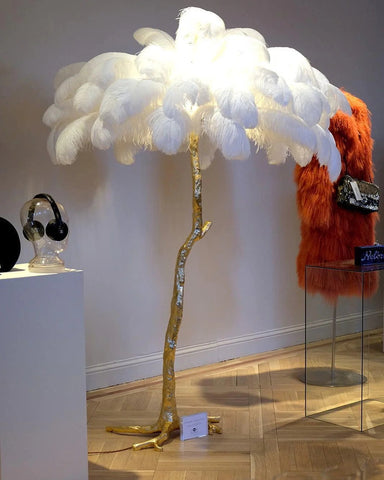 Ostrich Feather Brass Floor Lamp - NexioPick